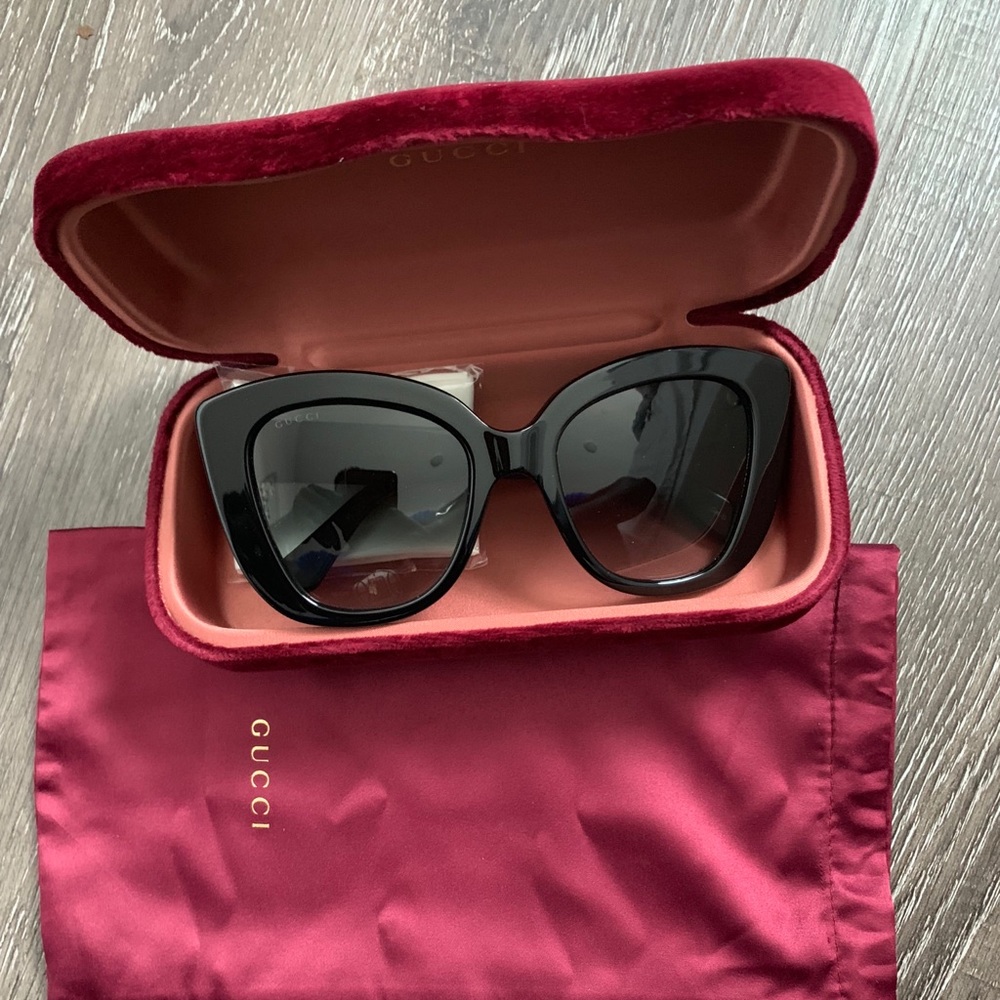 Gucci glasses